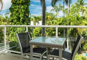 Oaks Port Douglas Resort has Balcony rooms