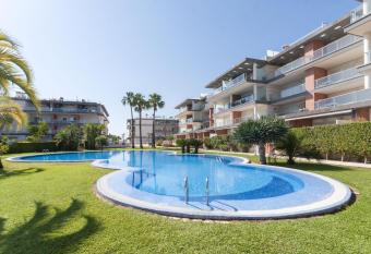 Esplendor has Balcony rooms