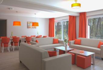 De Kerselaar has Balcony rooms