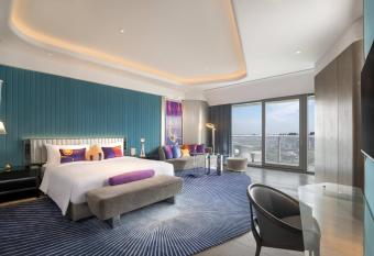 W XIAN Hotel has Balcony rooms