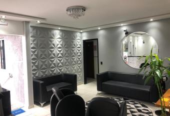 Hotel Copacabana allows 18 year olds to book a room