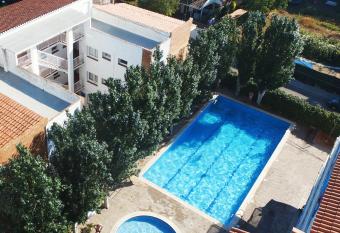 Apartamentos Sunway Arizona allows 18 year olds to book a room