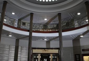 Royal Maritime Hotel allows 18 year olds to book a room