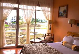 Park Hotel has Balcony rooms