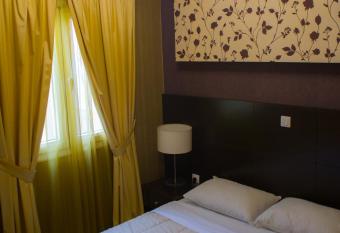 Lidra Hotel has rooms with a private hot tub