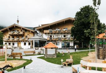 Hotel Thurnerhof has Balcony rooms