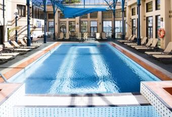 Stamford Grand Adelaide has Balcony rooms