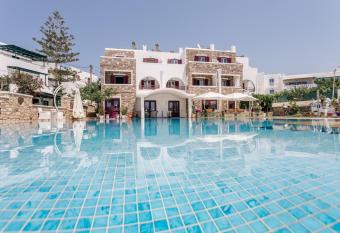 Ariadne Hotel has Balcony rooms