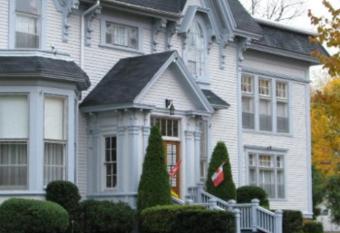 Shadow Lawn Inn allows 18 year olds to book a room