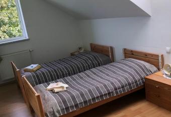 Narrenhaus has rooms with a private hot tub