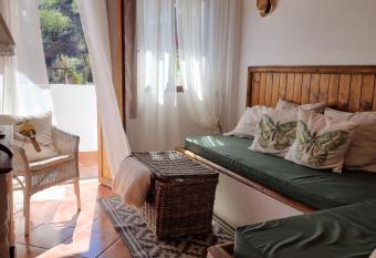 Casa Fuente Hervera allows 18 year olds to book a room