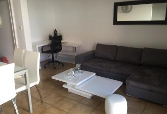 Centre ville Colmar, parking has Smoking rooms