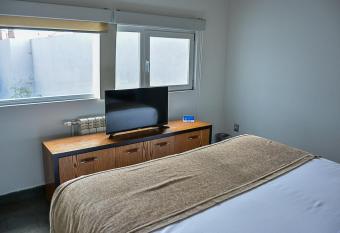 Natalino Hotel Patagonia allows 18 year olds to book a room