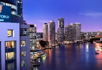 Stamford Plaza Brisbane allows 18 year olds to book a room