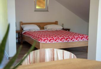 Big Mama s Apartments has Balcony rooms