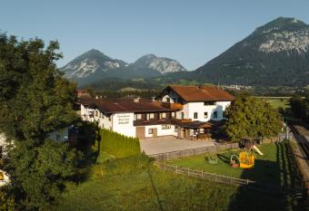 Gasthof Pension Knapp has Balcony rooms