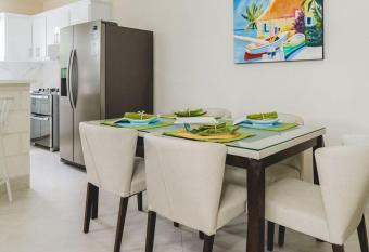 Ez Living Apartments has Balcony rooms