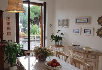 Brezza Marina allows 18 year olds to book a room