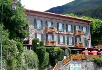 La Bonne Auberge has Balcony rooms