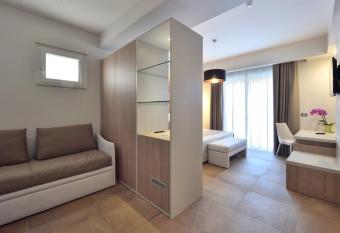 Hotel Pietra di Luna has Balcony rooms