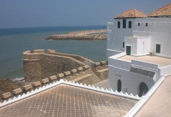 The Jewel of the Northern Moroccan Atlantic in Asilah has Balcony rooms