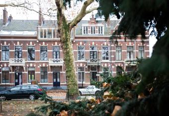 Oranjepark has Balcony rooms