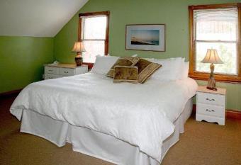 Kettle Creek Inn has Balcony rooms
