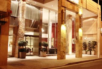 De Los Arroyos Apart Hotel has Balcony rooms