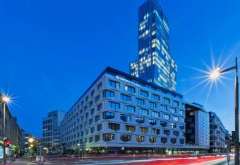 Residence Inn by Marriott Frankfurt City Center allows 18 year olds to book a room