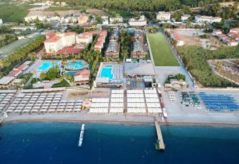 Sailor s Beach Club allows 18 year olds to book a room