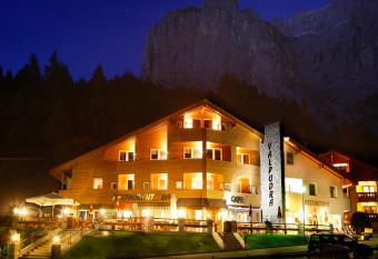 Hotel Valpudra has Balcony rooms