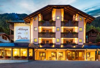 Albergo alla Posta has Balcony rooms