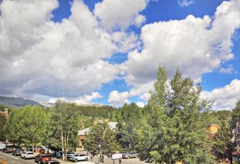 River Mtn Lodge E116C has Balcony rooms