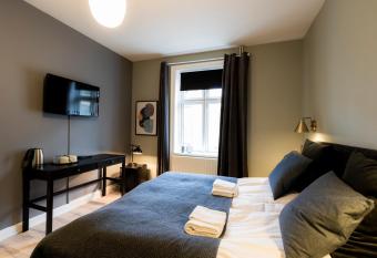 Hotel Postgaarden allows 18 year olds to book a room