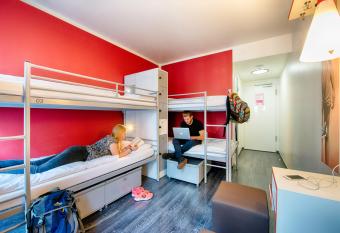 Generator Berlin Alexanderplatz allows 18 year olds to book a room