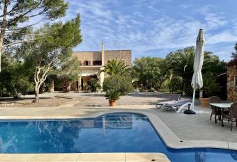 Finca S olivar d es Coscois has Balcony rooms