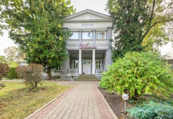 Valensija has Balcony rooms