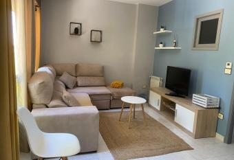 Casa  allows 18 year olds to book a room