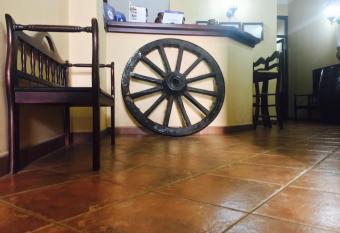 Hostal Pechi has Balcony rooms