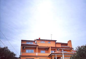 Apartments Melita has Balcony rooms