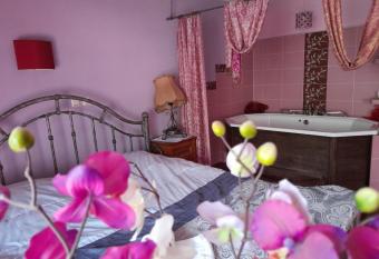 Zajazd pod Chmurk   has Balcony rooms