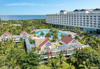 Radisson Blu Resort Phu Quoc has Balcony rooms