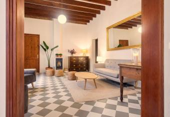 Senda Caimari has Balcony rooms