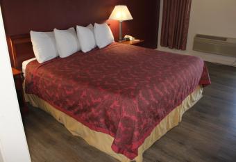 Travel Inn Of Buford has Smoking rooms