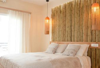 Georgia Studios has Balcony rooms