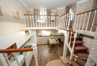 Daniela House 4 has Smoking rooms