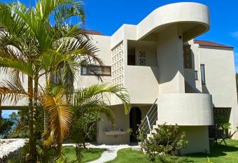 Akabana Inn has Balcony rooms