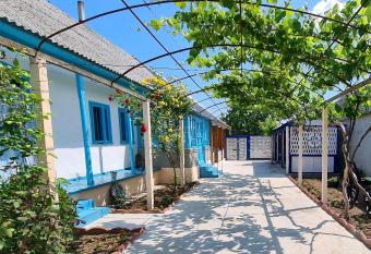 Casa Ivan has Balcony rooms