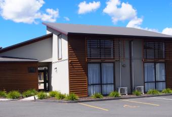 Totara Lodge has Balcony rooms