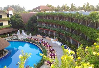 Uday Suites - The Airport Hotel allows 18 year olds to book a room